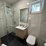 Daphne Luxe Retreat -Sustainable Luxury & Ev Station Apartamento Supetar