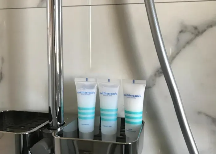 Daphne Luxe Retreat -sea View-king Size Bed- Apartman Supetar